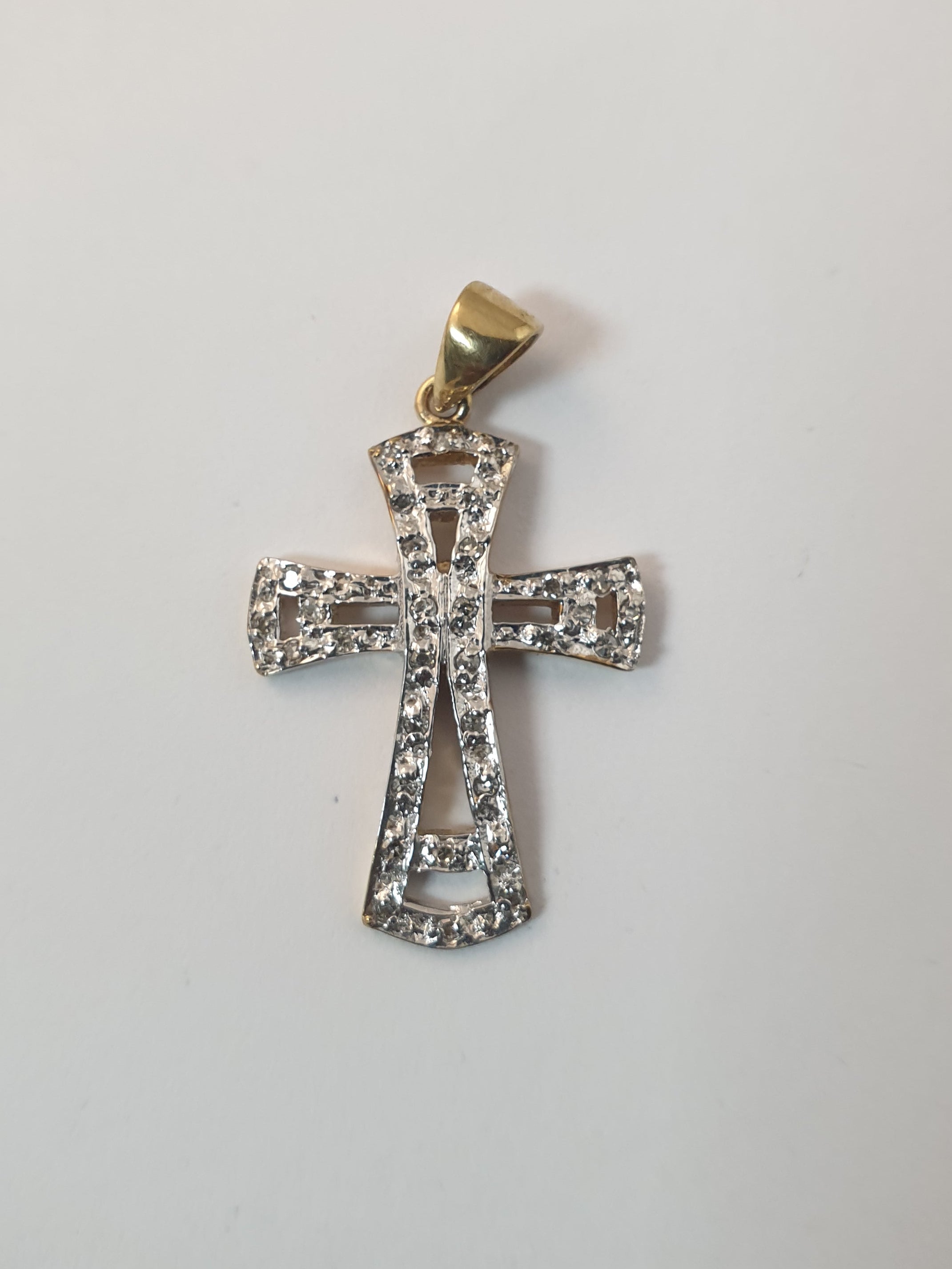 9ct gold cross